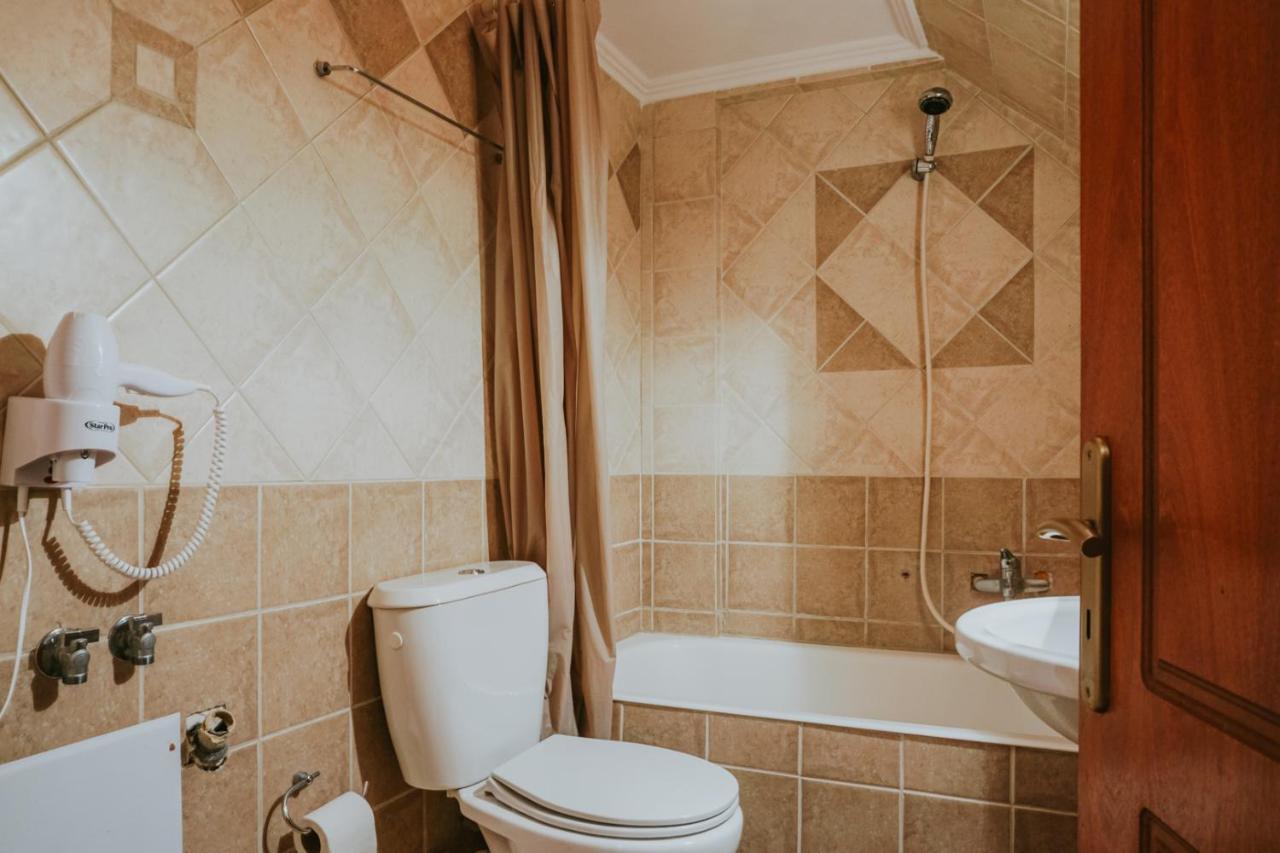 Mezonetes Helmos Apartment Ano Lousoi Exterior foto